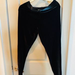MOVING make offer Velvet Leggings